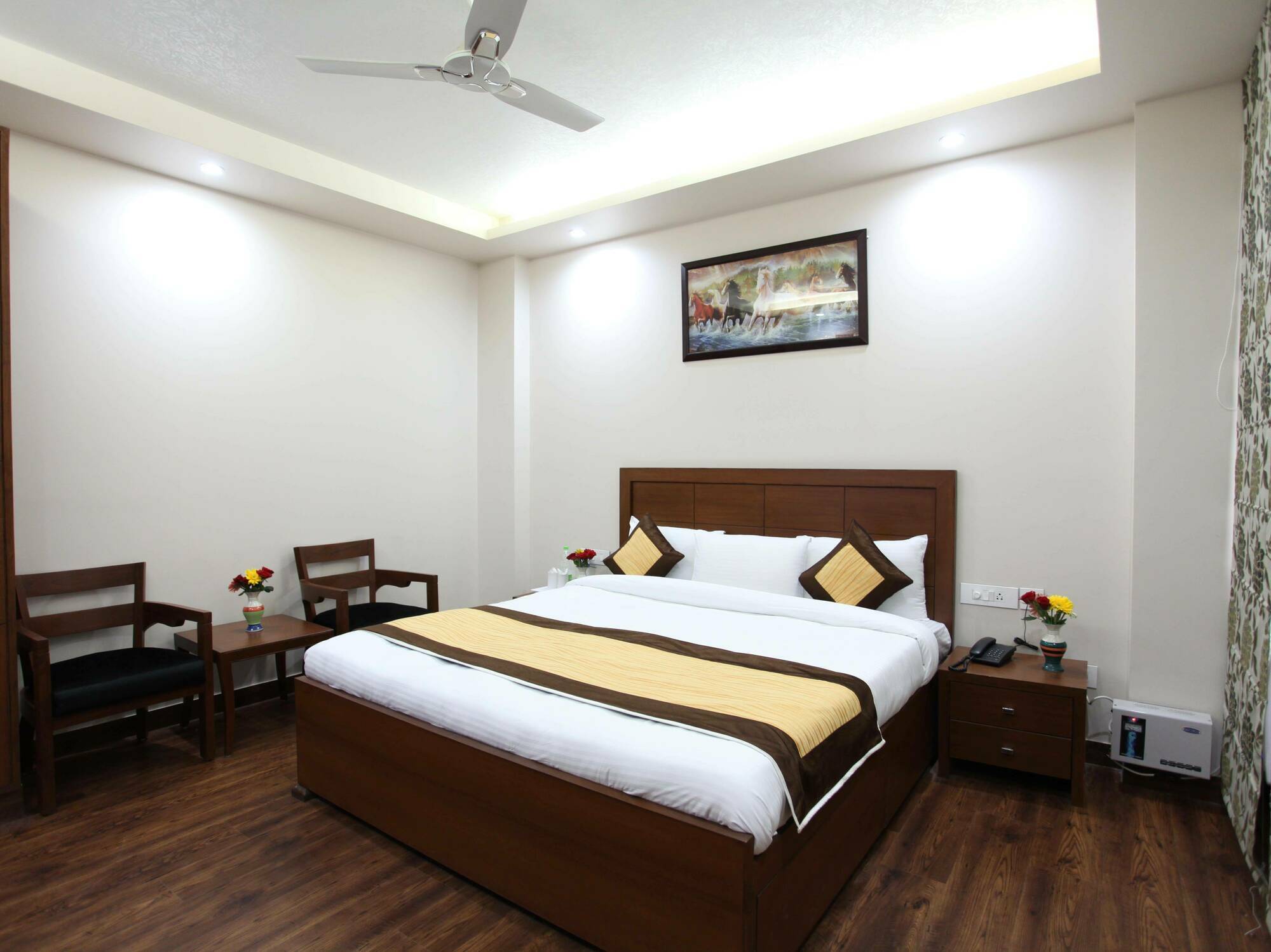 Hotel H.C Grand 新德里 外观 照片